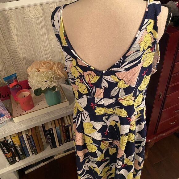 NWT SZ XXL Maison Jules Plus Curve Textured Stretch Floral Dress - Picture 6 of 8